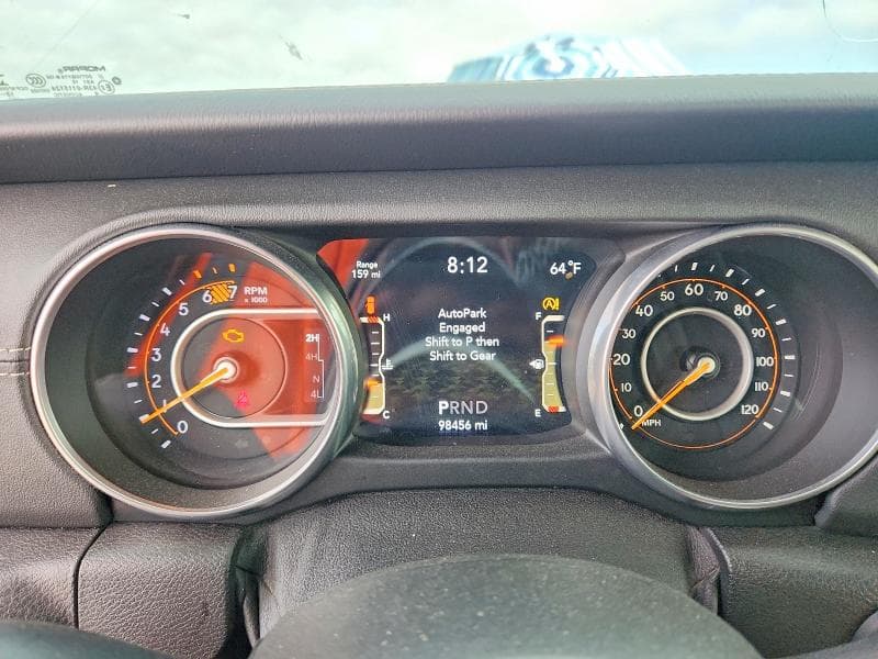 2018 JEEP WRANGLER UNLIMITED SAHARA 9