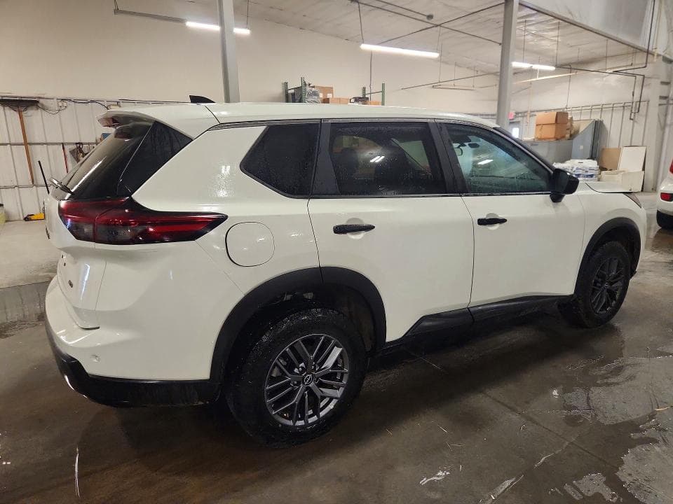 2024 NISSAN ROGUE S 3