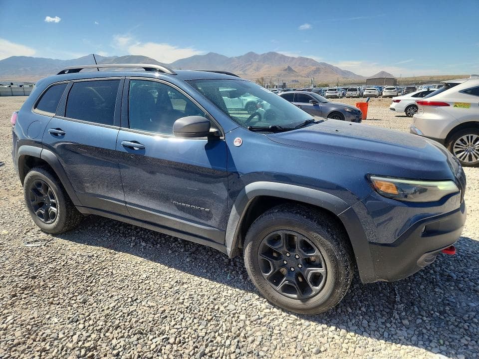 2019 JEEP CHEROKEE TRAILHAWK 4