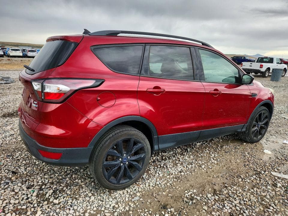 2018 FORD ESCAPE SE 3