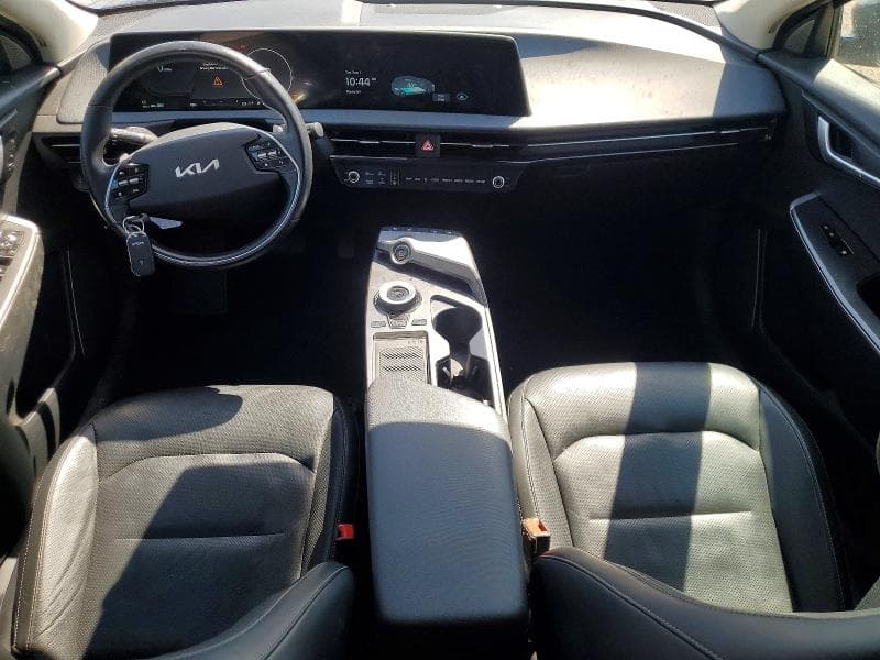 2023 KIA EV6 WIND 8