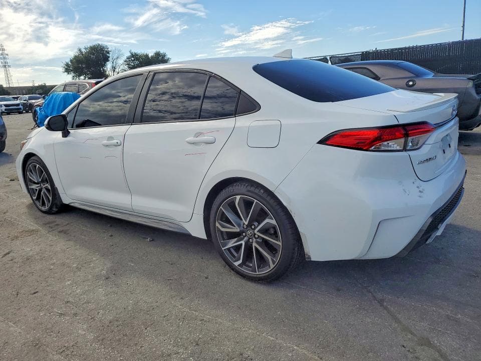 2020 TOYOTA COROLLA SE 2