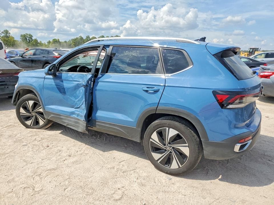 2026 VOLKSWAGEN TAOS SE 2