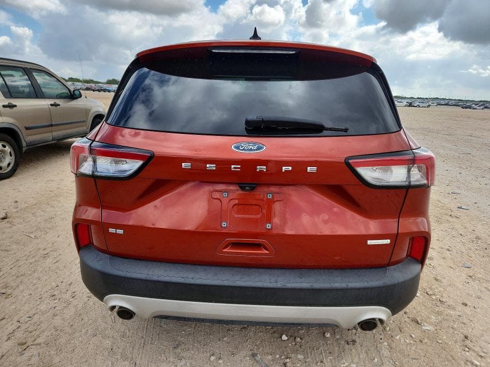 2020 FORD ESCAPE SE 6