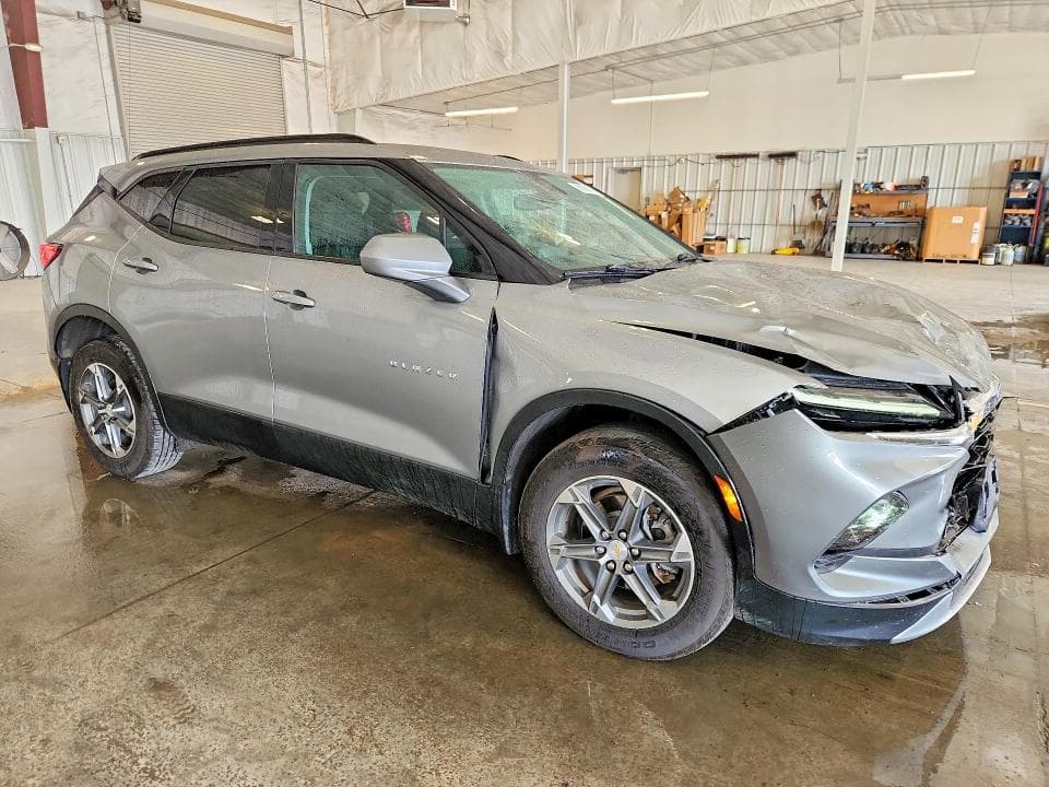2023 CHEVROLET BLAZER 2LT 4
