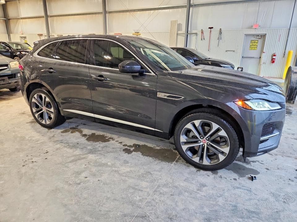 2023 JAGUAR F-PACE S 4