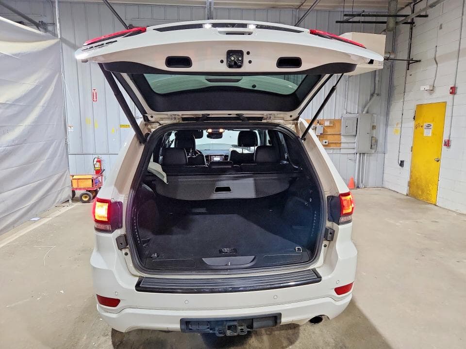 2017 JEEP GRAND CHEROKEE LAREDO 6