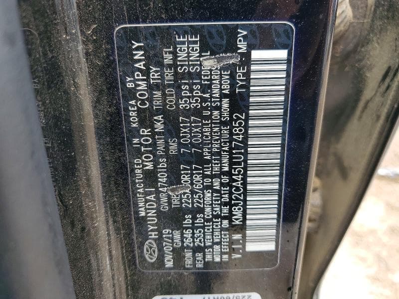 2020 HYUNDAI TUCSON SE 13