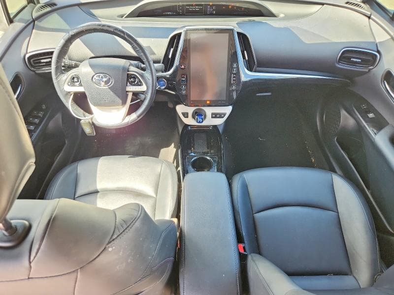 2017 TOYOTA PRIUS PRIME ADVANCED 8