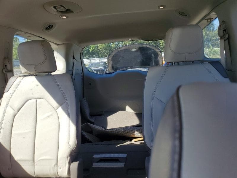 2017 CHRYSLER PACIFICA TOURING L 10
