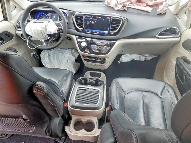 2022 CHRYSLER PACIFICA TOURING L 8