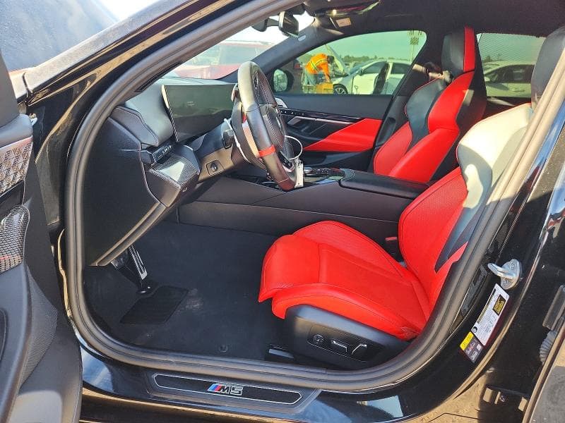 2025 BMW M5 7