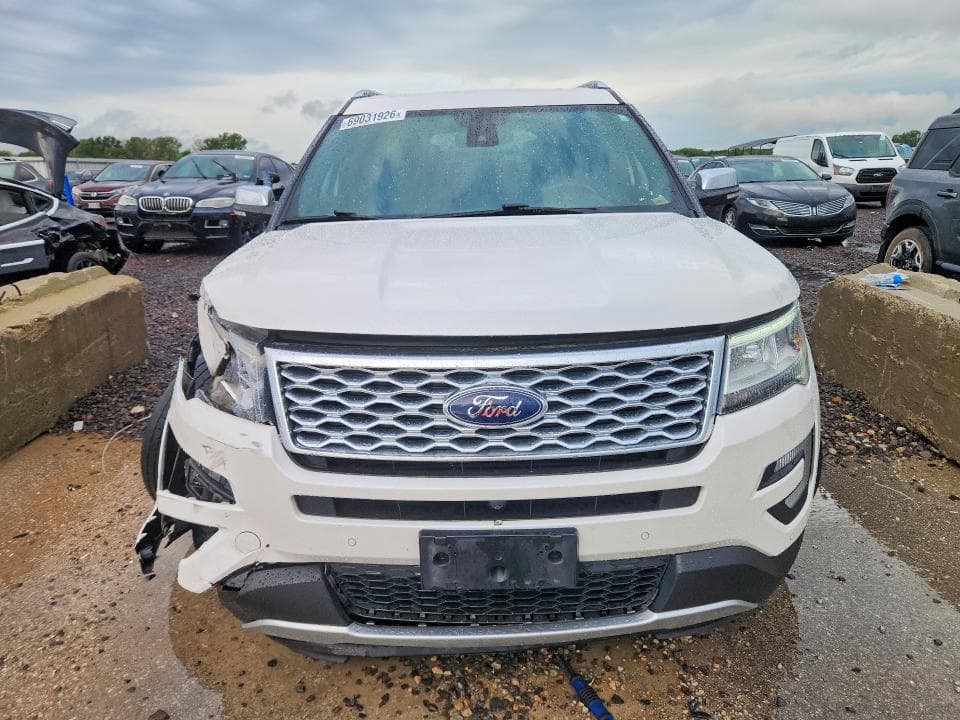 2017 FORD EXPLORER PLATINUM 5