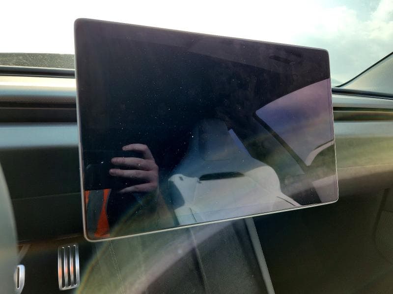 2026 TESLA MODEL 3 9
