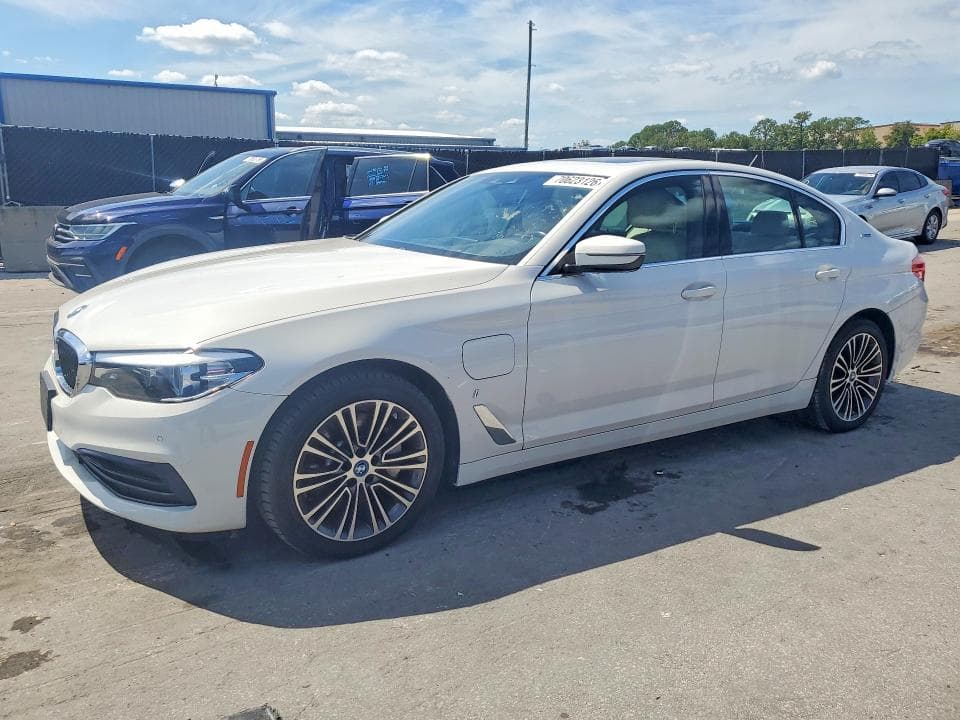 2019 BMW 530E - 1