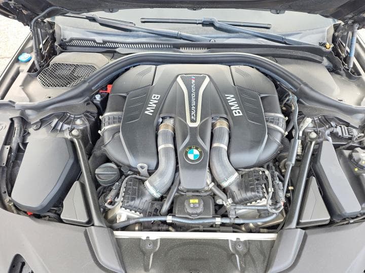 2018 BMW M550XI 7
