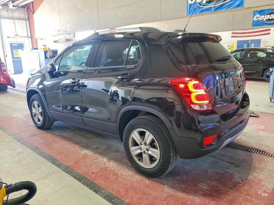 2021 CHEVROLET TRAX 1LT 2