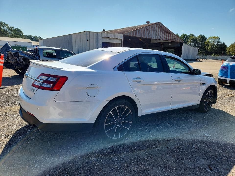 2018 FORD TAURUS SEL 3