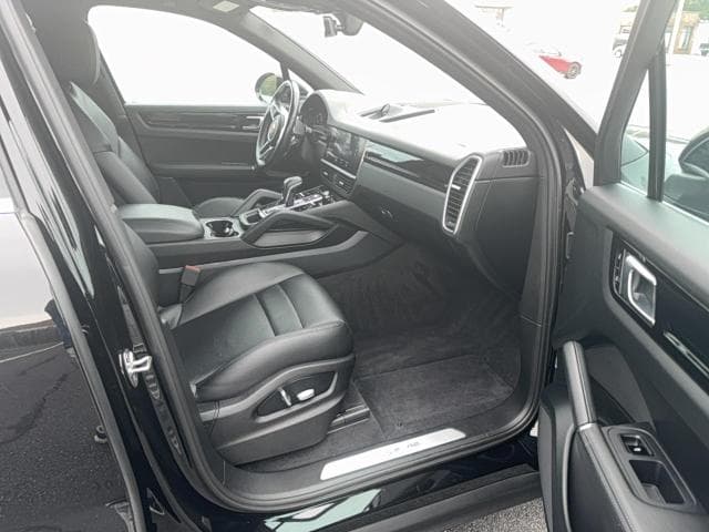 2020 PORSCHE CAYENNE 5