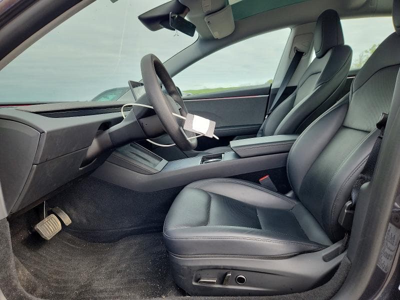2025 TESLA MODEL 3 7