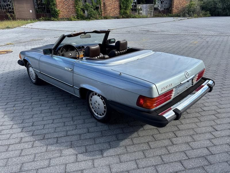 1982 MERCEDES-BENZ 380 SL 3