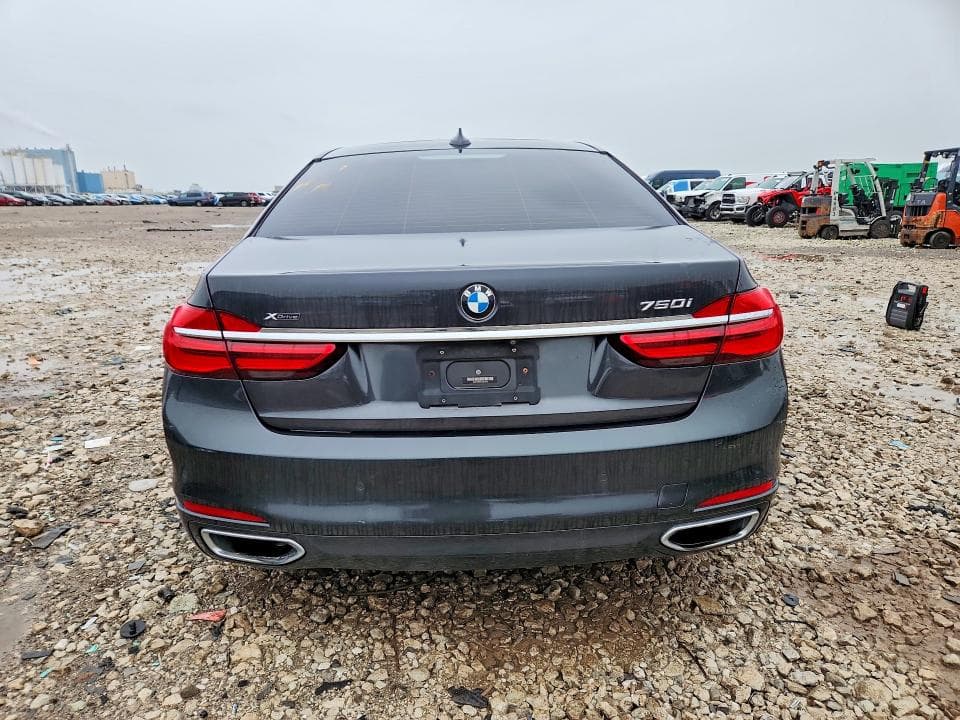 2018 BMW 750 XI 6