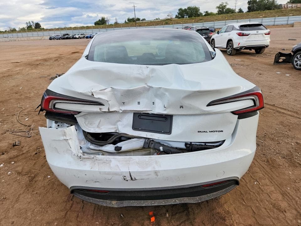 2026 TESLA MODEL 3 6