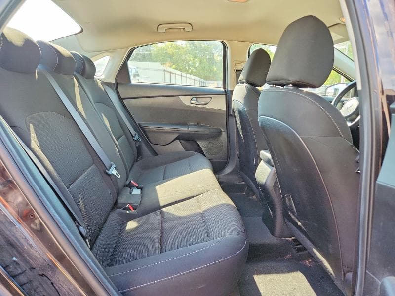 2021 KIA FORTE LXS 10