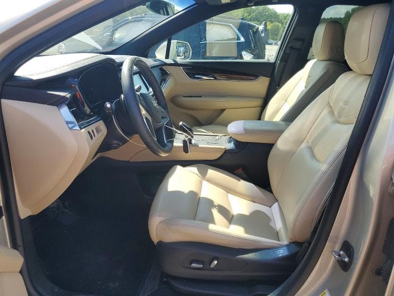 2017 CADILLAC XT5 7