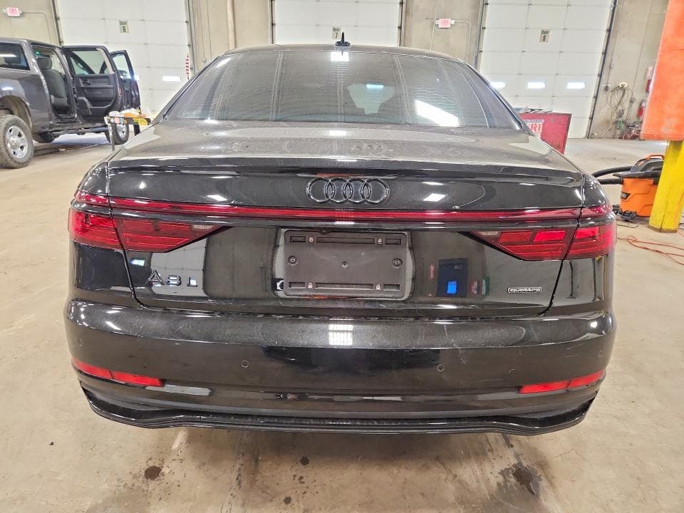 2025 AUDI A8 L 6