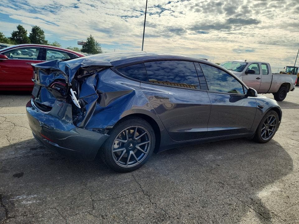 2023 TESLA MODEL 3 3