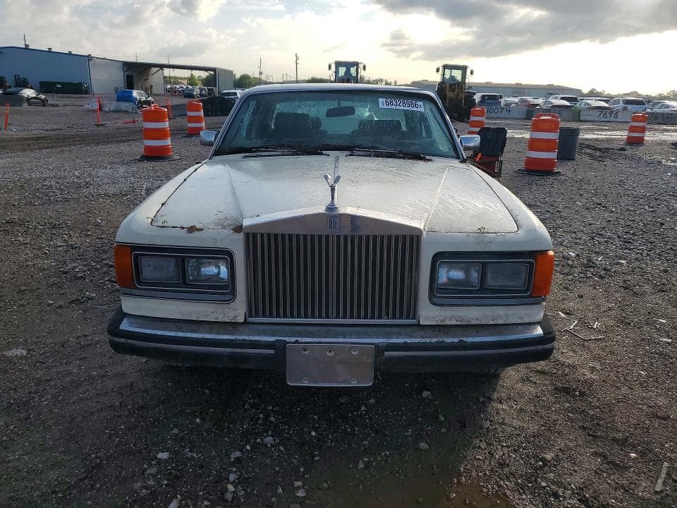 1982 ROLLS-ROYCE SILVER SPIRIT 5