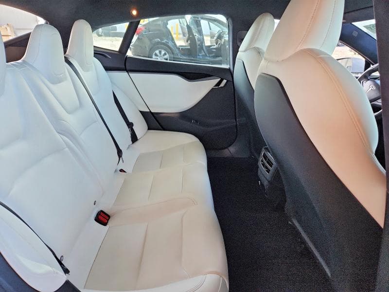 2020 TESLA MODEL S 10