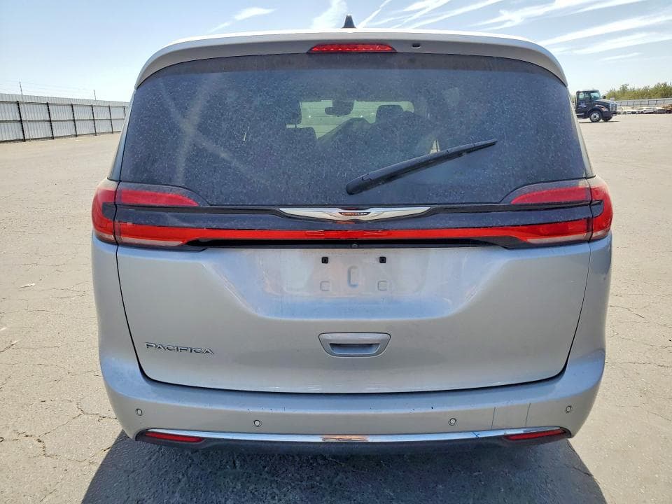 2024 CHRYSLER PACIFICA TOURING L 6