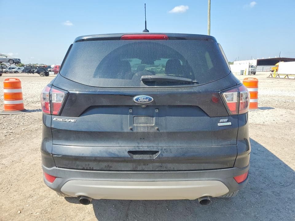 2017 FORD ESCAPE SE 6