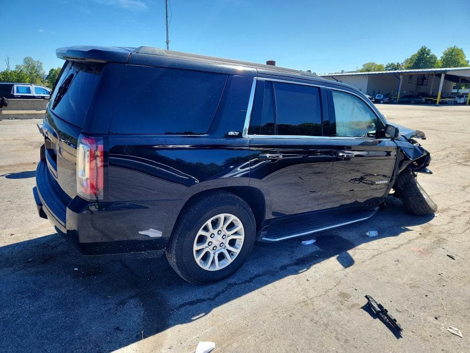 2017 GMC YUKON SLT 3