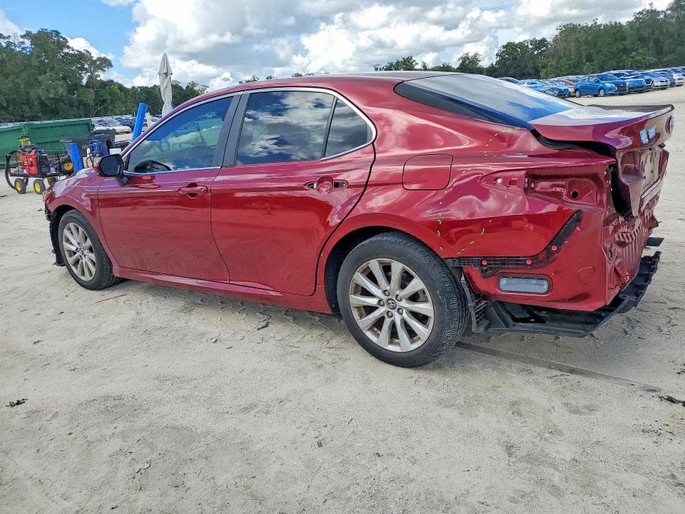 2018 TOYOTA CAMRY LE 2