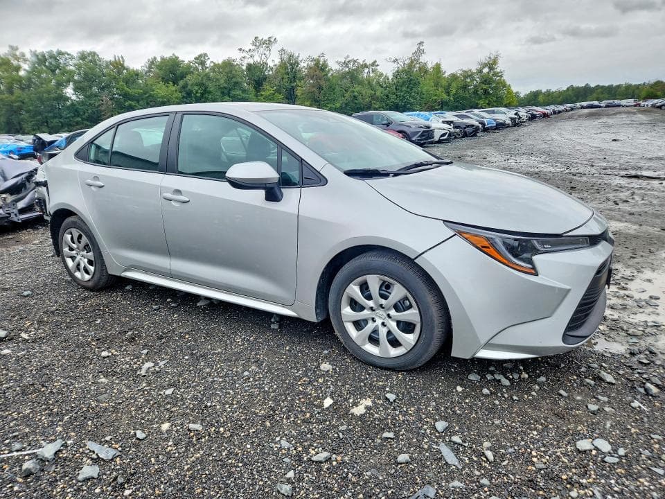2025 TOYOTA COROLLA LE 4
