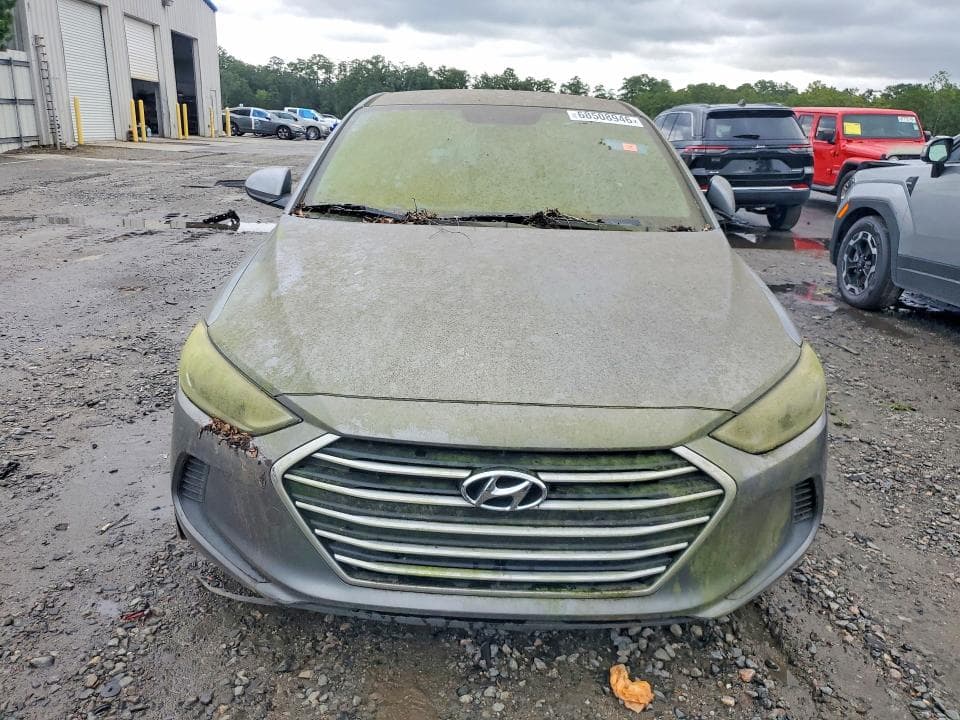 2017 HYUNDAI ELANTRA SE 5