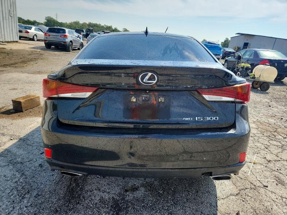 2018 LEXUS IS 300 6