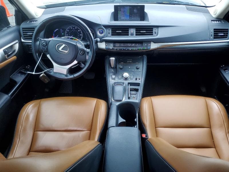 2017 LEXUS CT 200 8