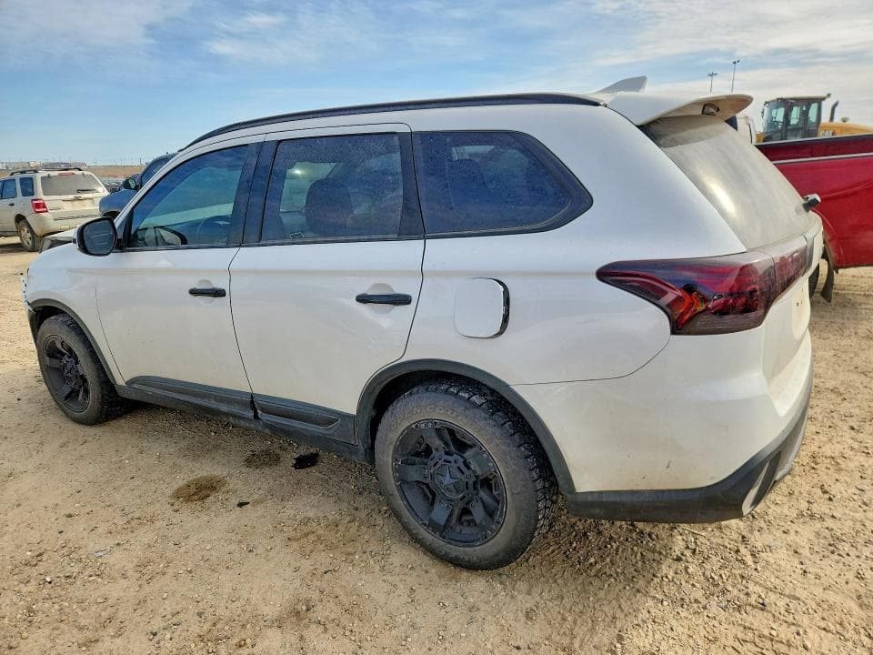 2018 MITSUBISHI OUTLANDER GT 2