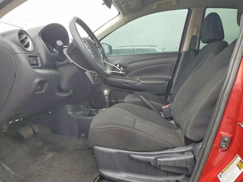 2019 NISSAN VERSA SV 7