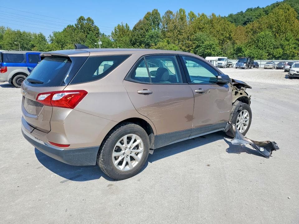2018 CHEVROLET EQUINOX LS 3