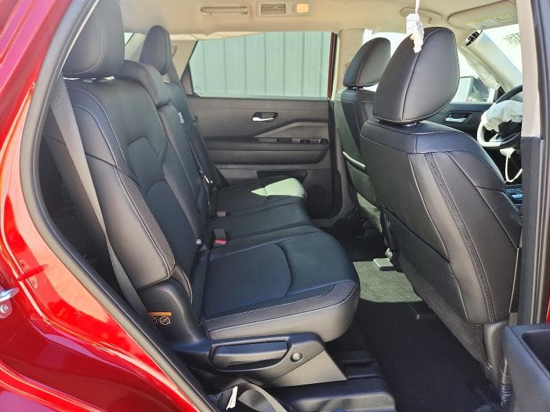 2026 NISSAN PATHFINDER SL 11