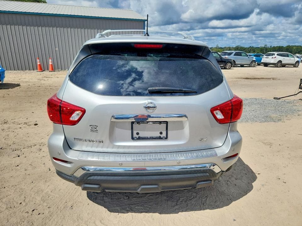 2017 NISSAN PATHFINDER SV 6