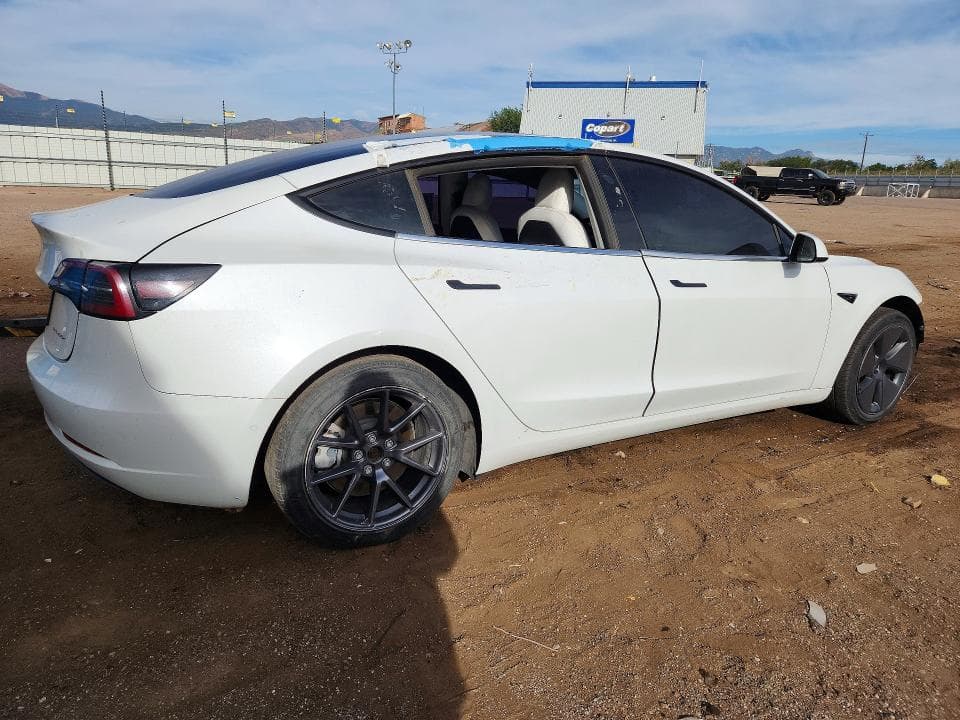 2022 TESLA MODEL 3 3