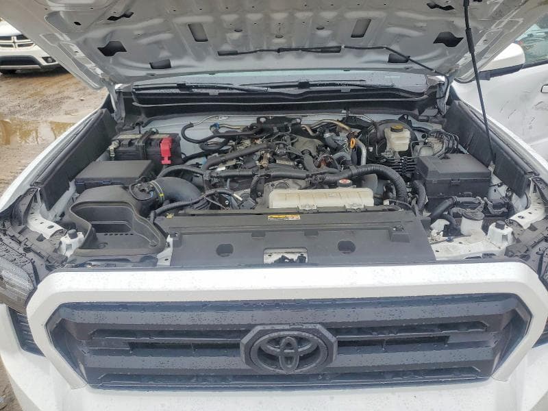 2024 TOYOTA TACOMA SR5 11