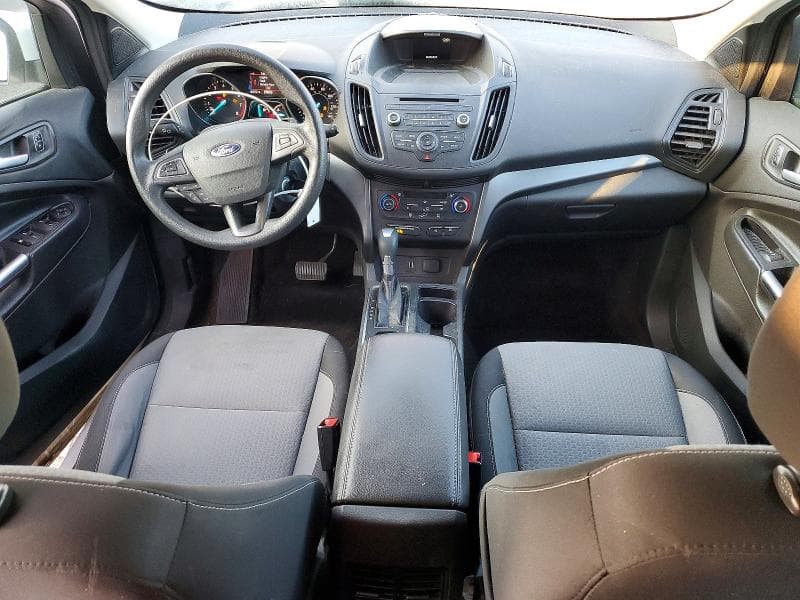 2017 FORD ESCAPE SE 8