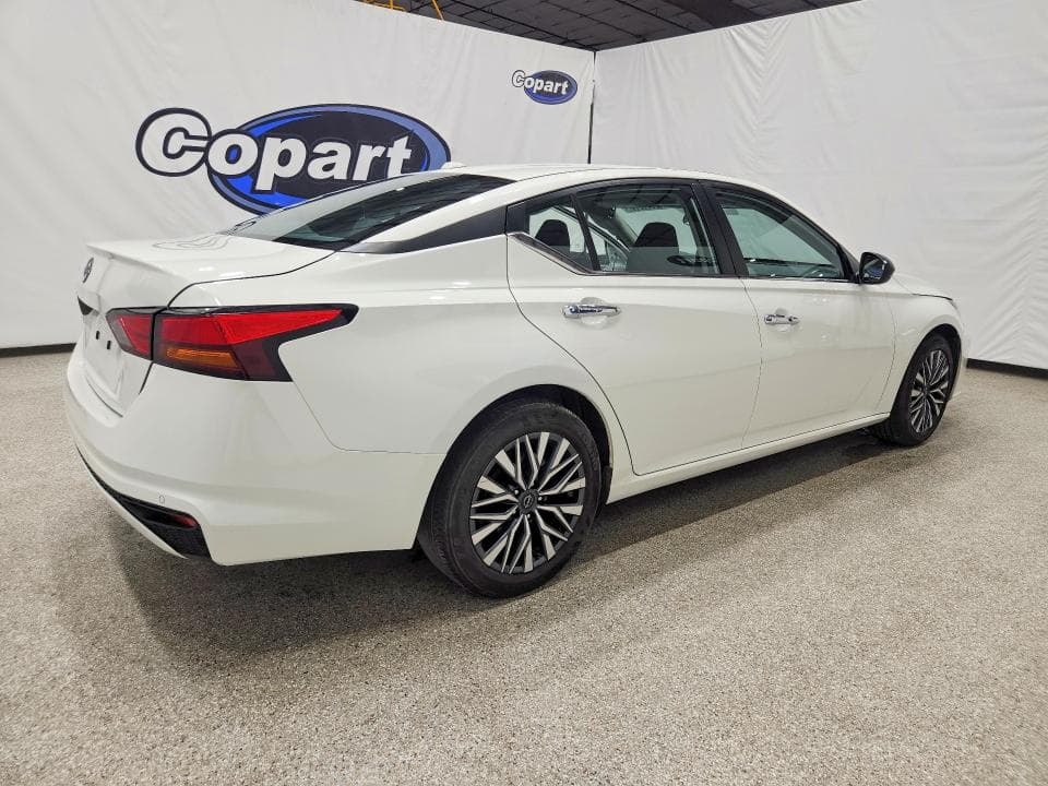 2025 NISSAN ALTIMA SV 3